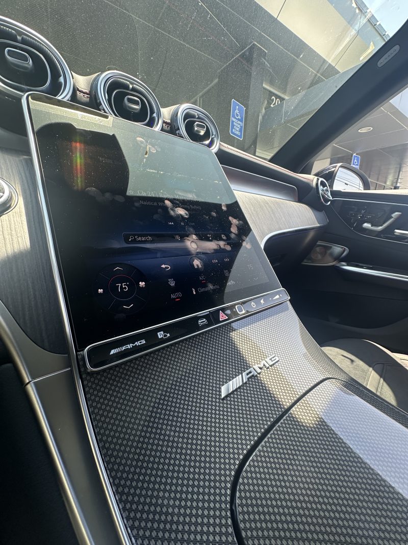 GLC 43 interior